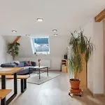 شقة Haus An Der Breg *